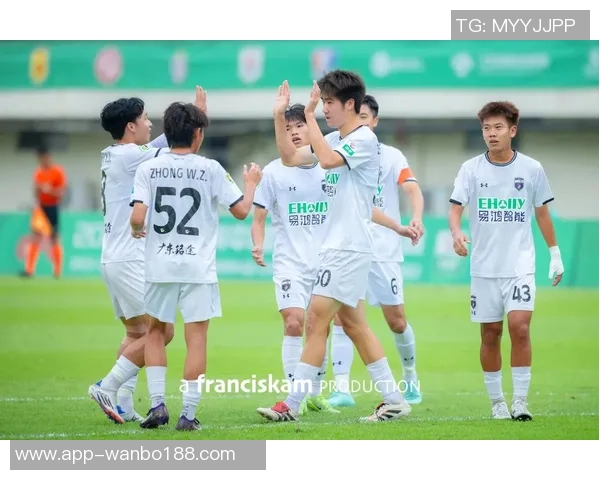 前南通支云球员李天正式加盟中乙广东铭途开启新征程 前南通支云球员李天正式加盟中乙广东铭途开启新征程