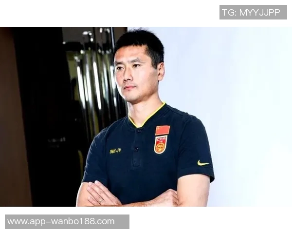 国足主帅人选或在十月揭晓足协倾向于经验丰富的欧洲教练